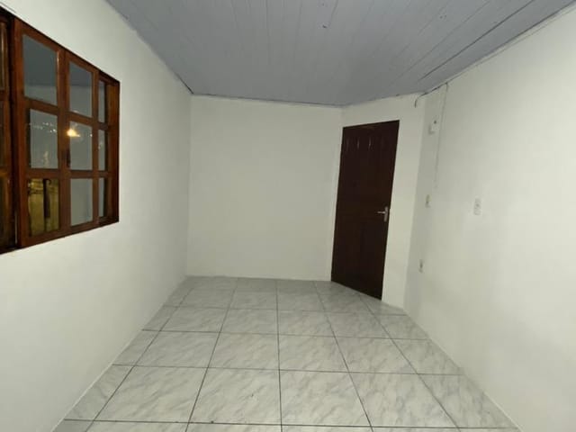Casa 3 quartos e 1 banheiro, à venda, no bairro Serraria em São José