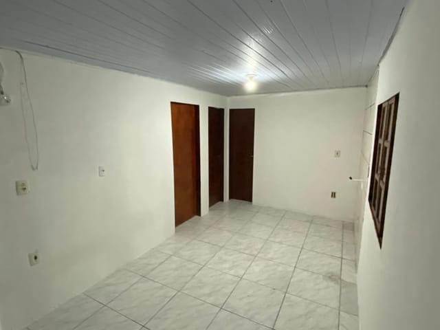 Casa 3 quartos e 1 banheiro, à venda, no bairro Serraria em São José