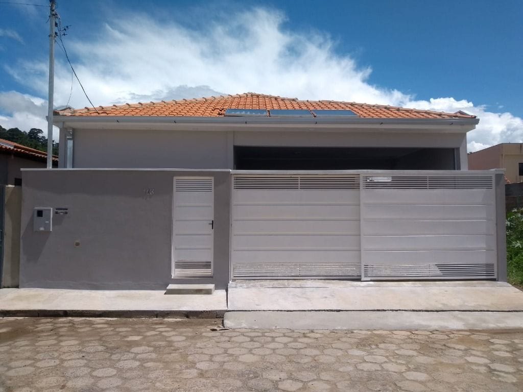 Casa no Jardim Beira Rio, Piranguinho