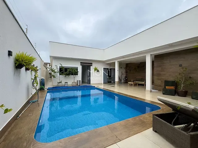 Casa 5 quartos e 8 banheiros, à venda, no bairro Guará I em Brasília