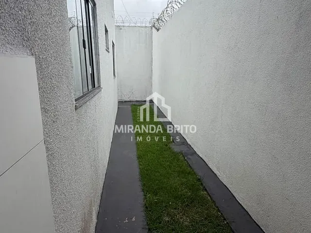 Casa 3 quartos e 2 banheiros, à venda, no bairro Parque Hayala em Aparecida de Goiânia