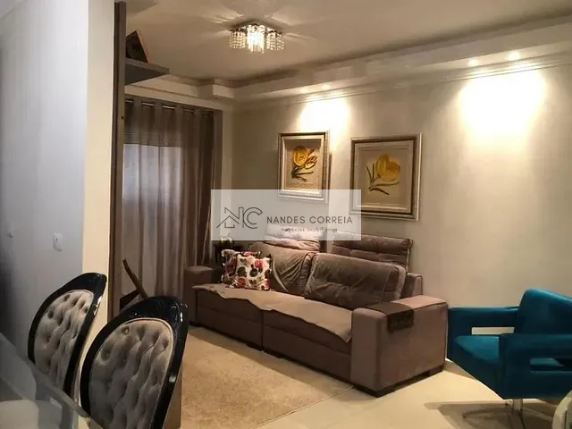 Casa 2 quartos e 3 banheiros, à venda, no bairro Jardim Pequena Londres em Londrina