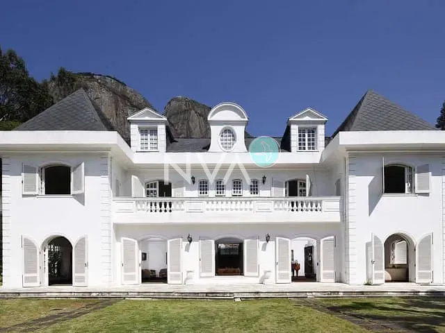 Casa com 1000m² 5 quartos e 6 banheiros, à venda, no bairro Gávea em Rio de Janeiro