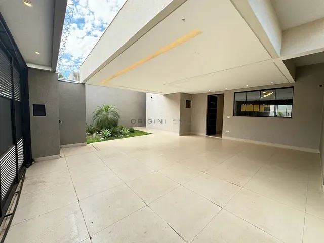 Casa com 300m² 3 quartos e 4 banheiros, à venda, no bairro Rita Vieira em Campo Grande