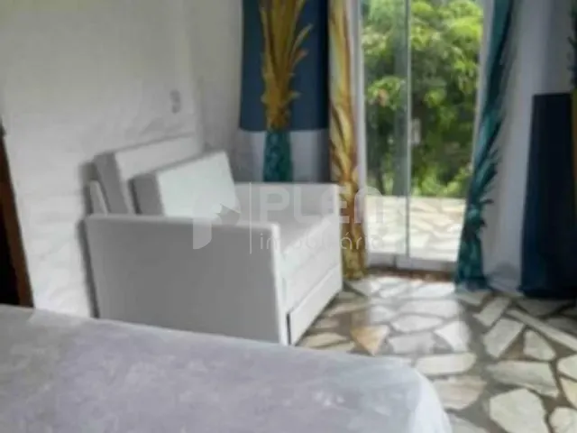 Casa 6 quartos e 4 banheiros, à venda, no bairro Itaquanduba em Ilhabela