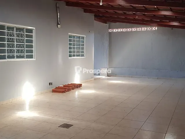 Casa 3 quartos e 2 banheiros, à venda, no bairro Garavelo Residencial Park em Aparecida de Goiânia