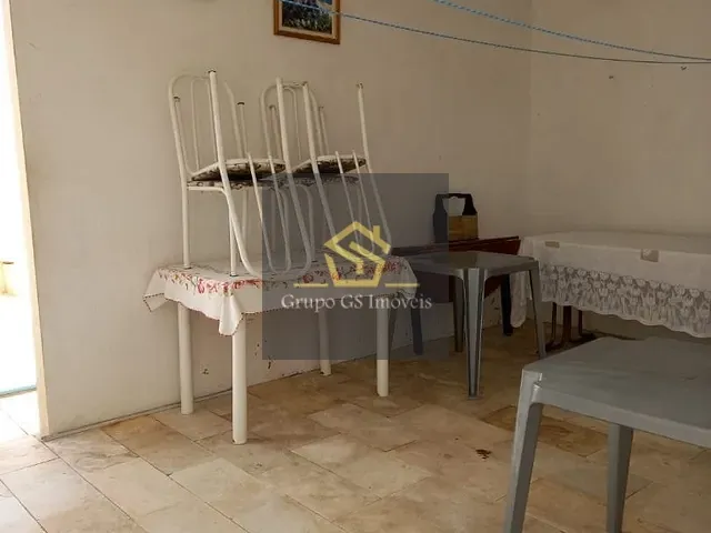 Casa com 250m² 3 quartos e 2 banheiros, à venda, no bairro Jardim dos Oliveiras em Campinas