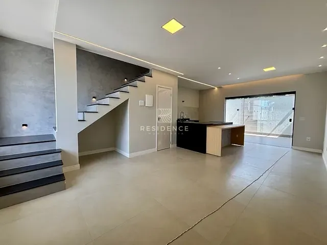 Casa 2 quartos e 3 banheiros, à venda, no bairro Vale do Sol em Pinheiral