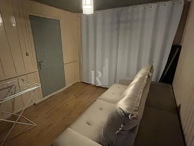 Casa com 352m² 2 quartos e 1 banheiro, à venda, no bairro Praça em Tijucas
