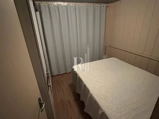 Casa com 352m² 2 quartos e 1 banheiro, à venda, no bairro Praça em Tijucas