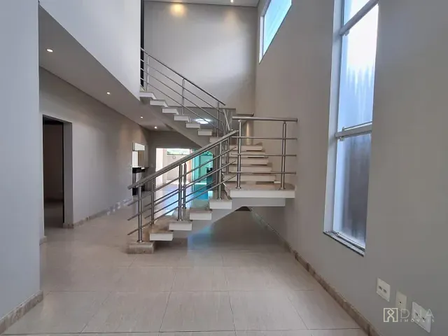 Casa 4 quartos e 4 banheiros, à venda, no bairro Urbanova VII em São José dos Campos