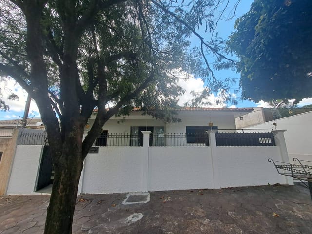 Foto do Casa - Casa para Venda, Vila Cleópatra, Maringá, PR | Teto imoveis MGA