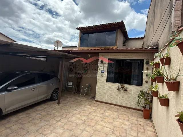 Casa com 131m² 4 quartos e 3 banheiros, à venda, no bairro Casa de Pedra em Volta Redonda