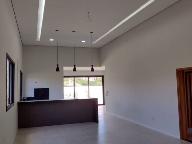 Casa com 360m² 3 quartos e 5 banheiros, à venda, no bairro Jardim Santo André em São João da Boa Vista