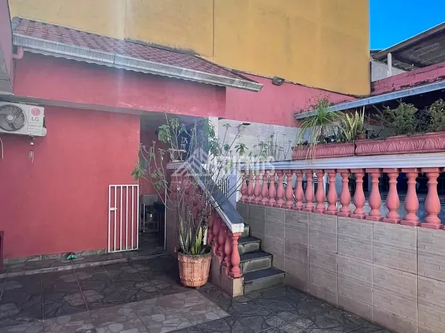Casa com 400m² 4 quartos e 4 banheiros, à venda, no bairro Vila Pierina em São Paulo