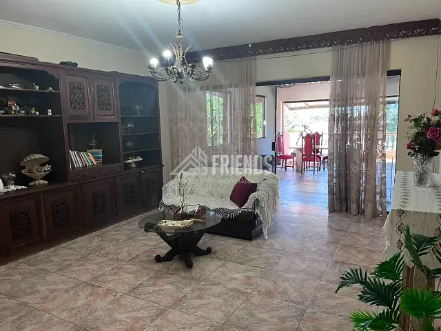 Casa com 400m² 4 quartos e 4 banheiros, à venda, no bairro Vila Pierina em São Paulo