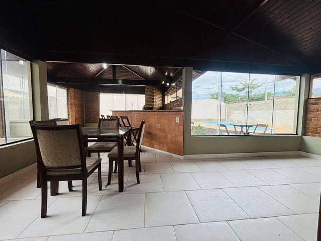 Casa com 300m² 5 quartos e 4 banheiros, à venda, no bairro Grussaí em São João da Barra