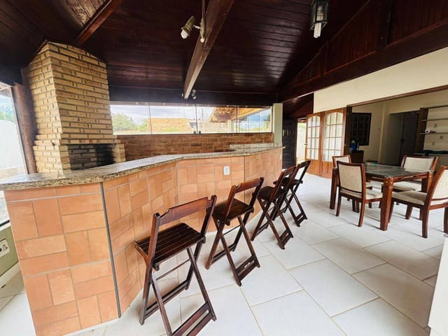 Casa com 300m² 5 quartos e 4 banheiros, à venda, no bairro Grussaí em São João da Barra