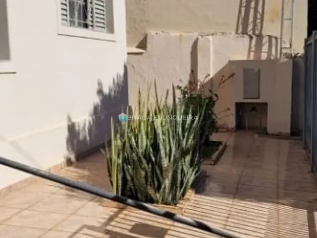 Casa com 242m² 3 quartos e 1 banheiro, à venda, no bairro Vila Anchieta em São José do Rio Preto