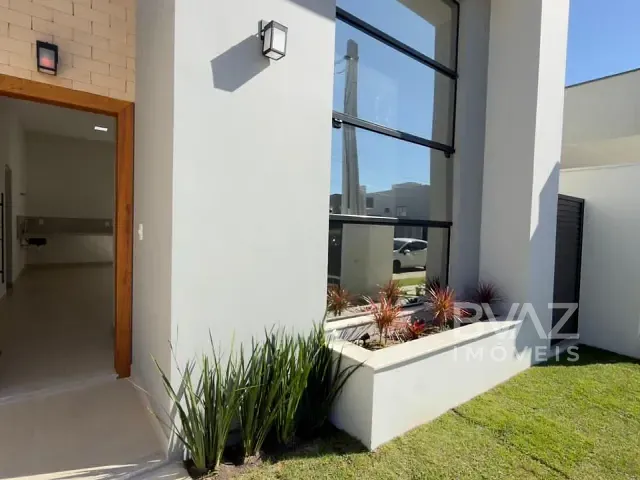 Casa com 252m² 3 quartos e 1 banheiro, à venda, no bairro Nova São Pedro em São Pedro da Aldeia
