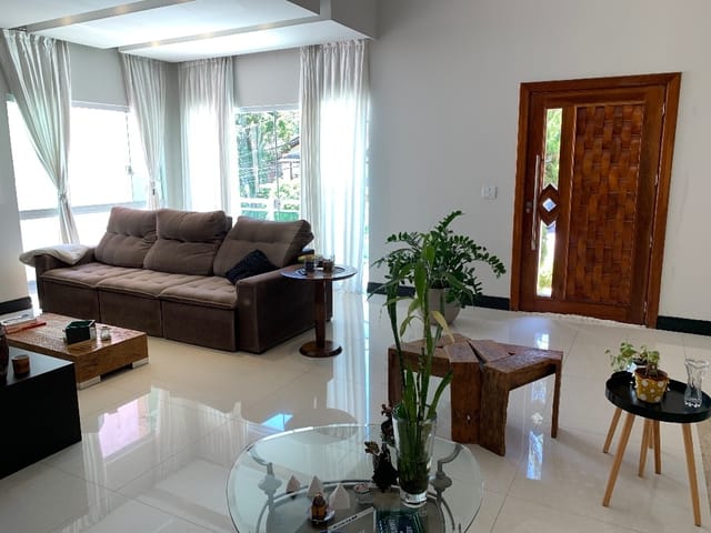 Casa 3 quartos e 5 banheiros, à venda, no bairro Cidade Parquelandia em Mogi das Cruzes
