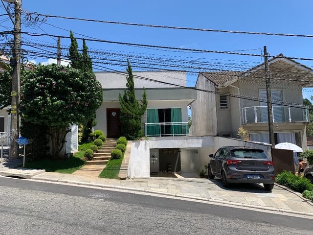 Casa 3 quartos e 5 banheiros, à venda, no bairro Cidade Parquelandia em Mogi das Cruzes