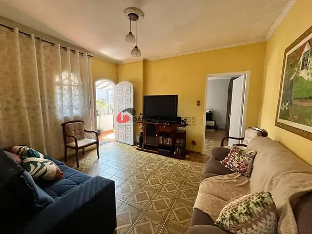 Casa com 195m² 2 quartos e 1 banheiro, à venda, no bairro Osvaldo Cruz em São Caetano do Sul