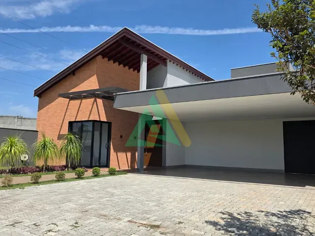 Casa com 935m² 3 quartos e 4 banheiros, à venda, no bairro Chácara São Marcelo em Mogi Mirim