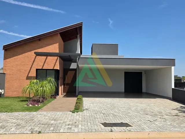 Casa com 935m² 3 quartos e 4 banheiros, à venda, no bairro Chácara São Marcelo em Mogi Mirim