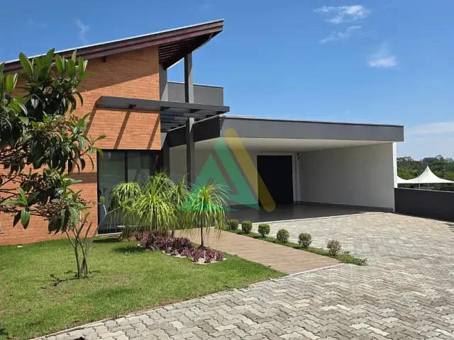 Casa com 935m² 3 quartos e 4 banheiros, à venda, no bairro Chácara São Marcelo em Mogi Mirim