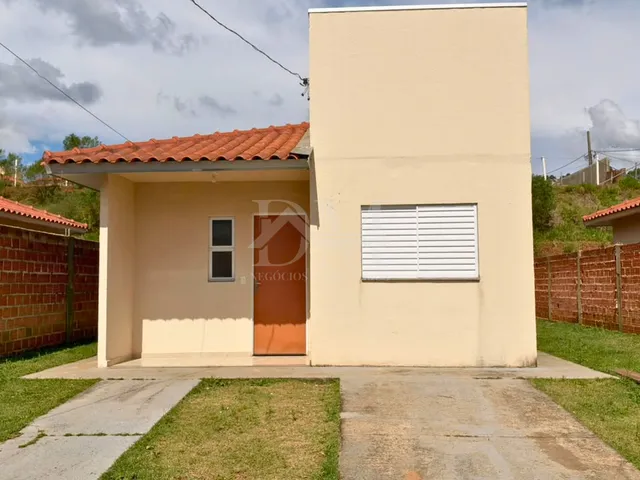 Casa 2 quartos e 1 banheiro, para alugar, no bairro Portal do Sertão em Jaguariaíva