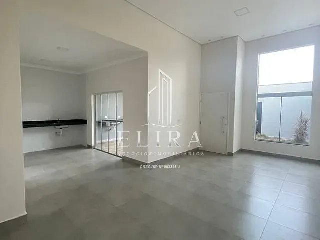 Casa 3 quartos e 2 banheiros, à venda, no bairro Jardim Capuava em Nova Odessa