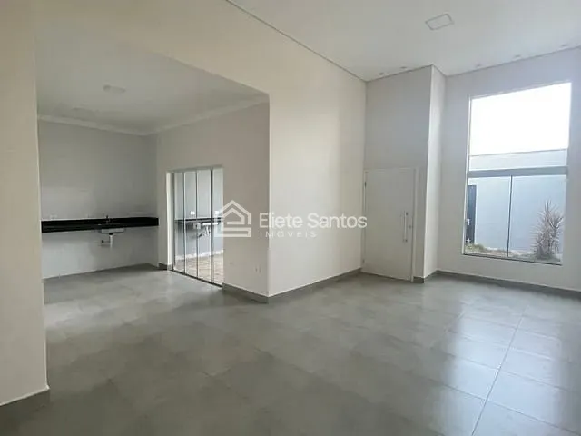 Casa 3 quartos e 2 banheiros, à venda, no bairro Jardim Capuava em Nova Odessa