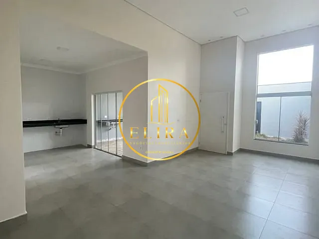 Casa 3 quartos e 2 banheiros, à venda, no bairro Jardim Capuava em Nova Odessa