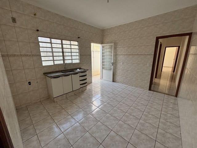 Casa com 150m² 2 quartos e 1 banheiro, à venda, no bairro Jardim XI de Agosto em Tatuí