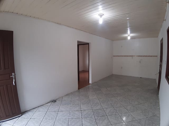 Casa 2 quartos e 1 banheiro, para alugar, no bairro Cordeiros em Itajaí