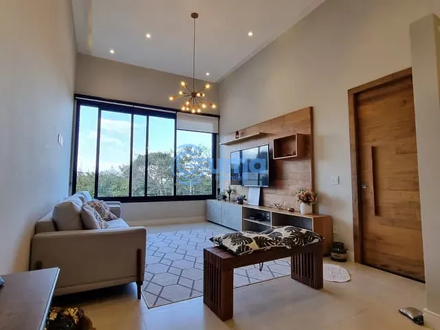 Casa com 332m² 3 quartos e 5 banheiros, à venda, no bairro Condomínio Villa Real de Bragança em Bragança Paulista