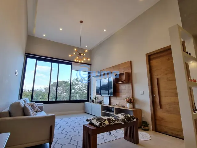 Casa com 332m² 3 quartos e 5 banheiros, à venda, no bairro Condomínio Villa Real de Bragança em Bragança Paulista