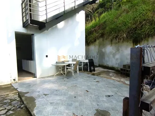 Casa com 200m² 3 quartos e 2 banheiros, à venda, no bairro Vila Rica em Jundiaí