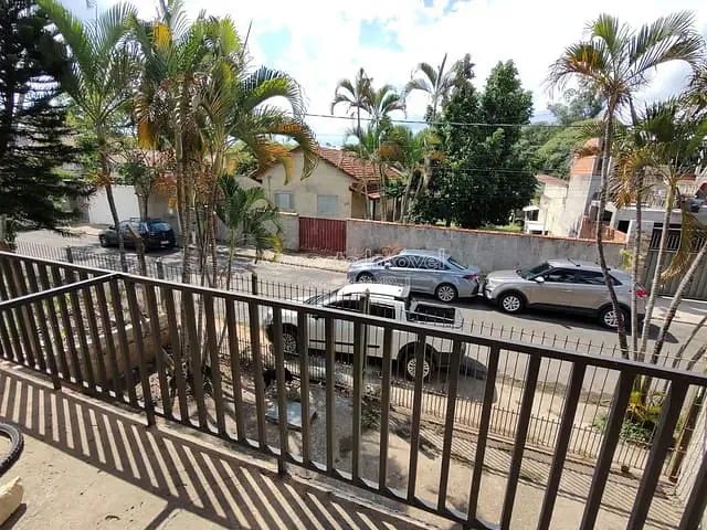 Casa com 705m² 3 quartos e 2 banheiros, à venda, no bairro Nova Jaguariúna em Jaguariúna
