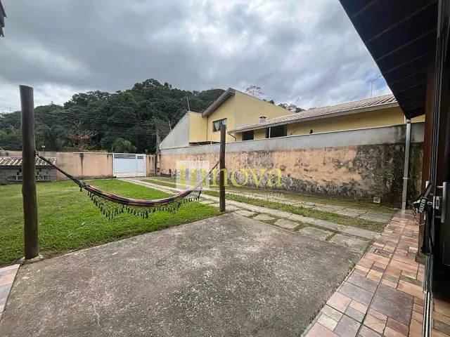 Casa com 360m² 2 quartos e 1 banheiro, à venda, no bairro Capricornio II em Caraguatatuba