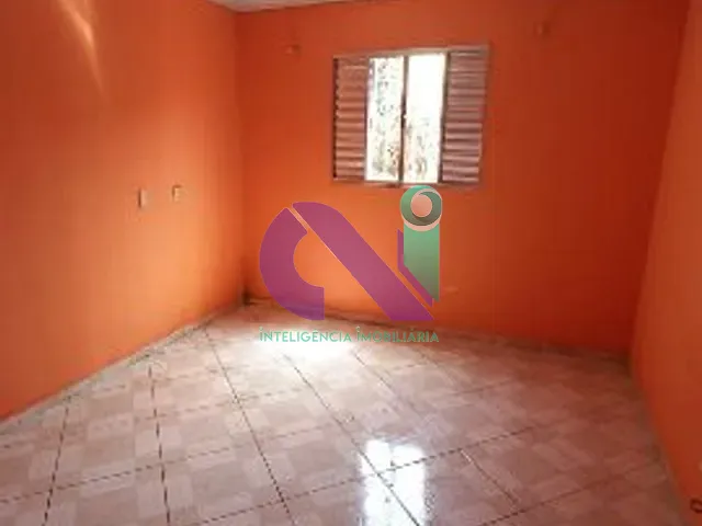 Casa 2 quartos e 1 banheiro, à venda, no bairro Padroeira em Osasco