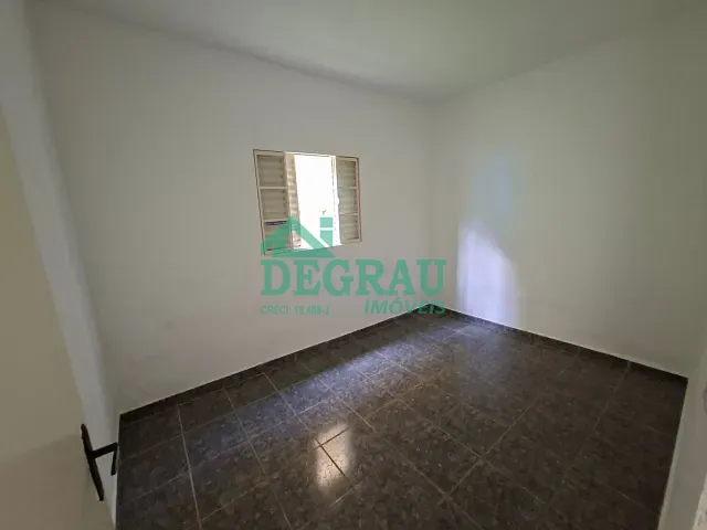 Casa com 154m² 2 quartos e 1 banheiro, para alugar, no bairro Jardim São Francisco em Itapeva
