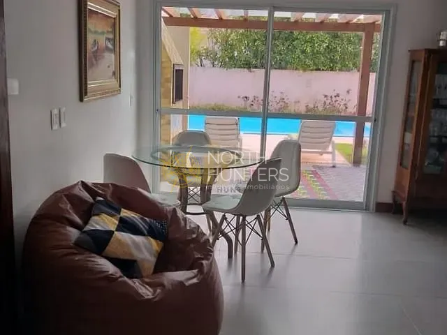 Casa com 300m² 4 quartos e 3 banheiros, para alugar, no bairro Jurerê Internacional em Florianópolis