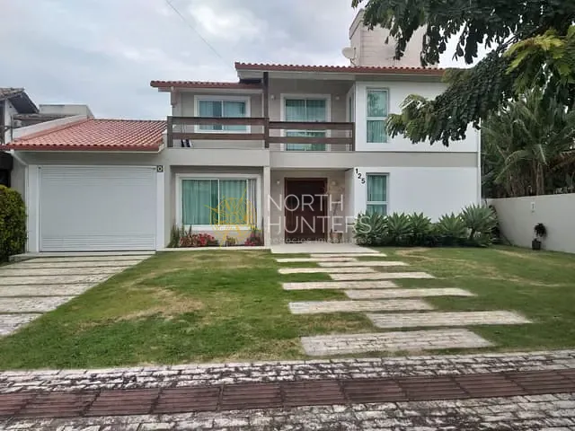 Casa com 300m² 4 quartos e 3 banheiros, para alugar, no bairro Jurerê Internacional em Florianópolis