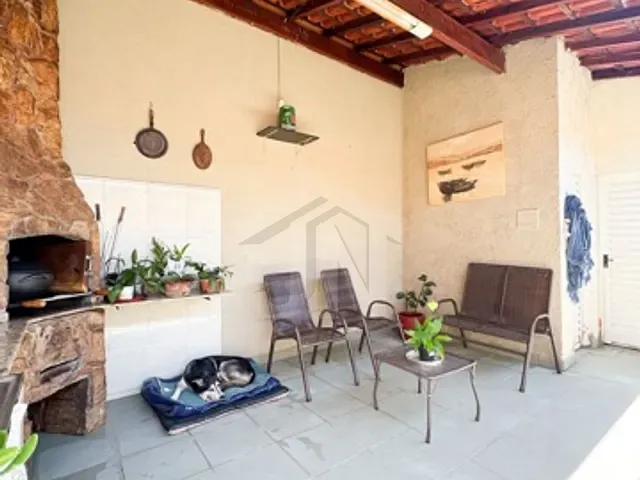 Casa 3 quartos e 3 banheiros, à venda, no bairro Jardim Interlagos em Ribeirão Preto