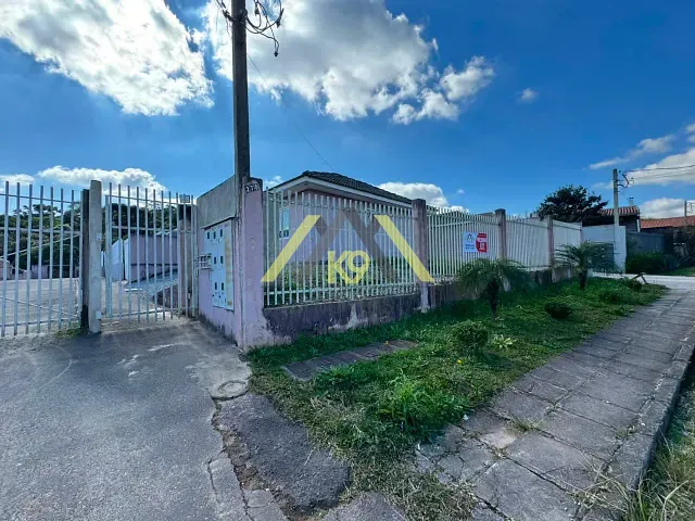 Casa com 165m² 3 quartos e 1 banheiro, à venda, no bairro Embu em Colombo