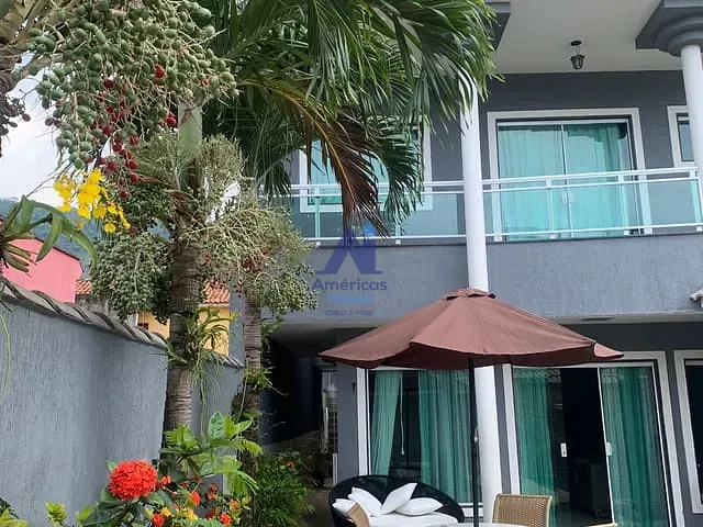 Casa com 315m² 4 quartos e 4 banheiros, à venda, no bairro Vargem Pequena em Rio de Janeiro