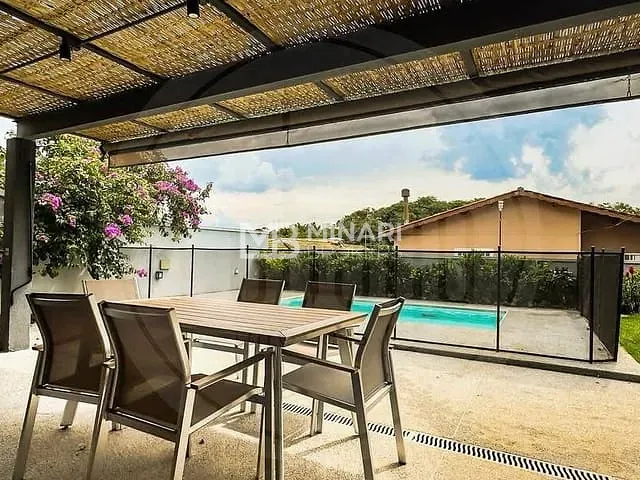 Casa 4 quartos e 5 banheiros, à venda, no bairro Alphaville em Santana de Parnaíba