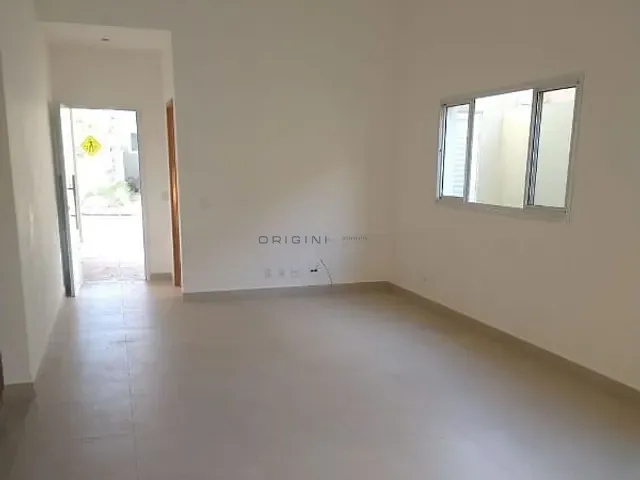 Casa com 253m² 3 quartos e 3 banheiros, à venda, no bairro Tiradentes em Campo Grande